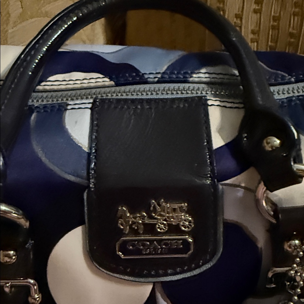 Coach 2012 Metallic Graphic Op Art Signature Juliette 2-Way Satchel Bag preowned - Picture 4 of 16